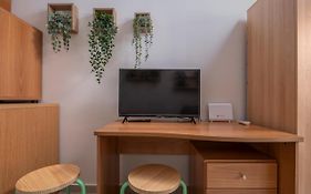 Kosmos Service Apartment Beautiful Studio 1 With Additional Cost Parking